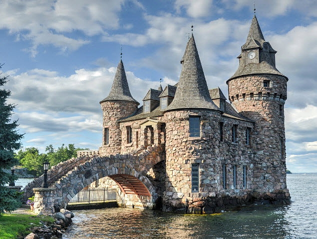 Boldt Castle Cruise & Tour