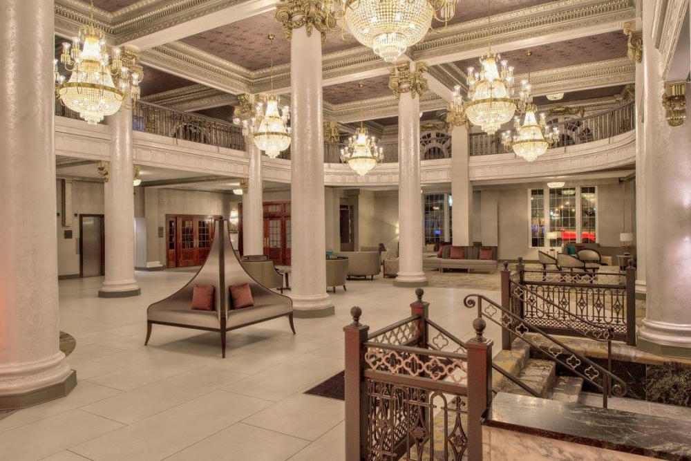 Double Tree Hotel Utica